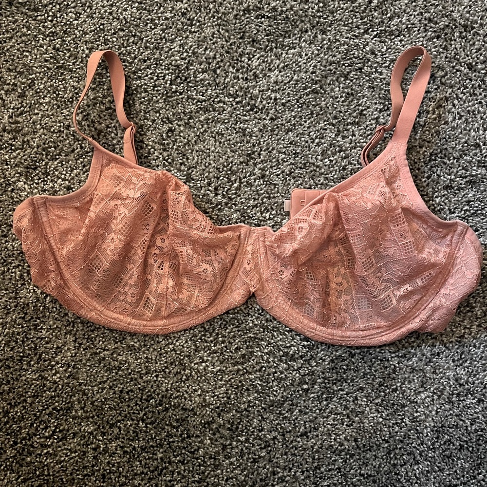 Victoria Secret lace bra 36DDD